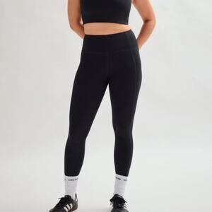 Girlfriend Collective Black Compressive High Rise 7/8 Leggings Squat Proof NWT S